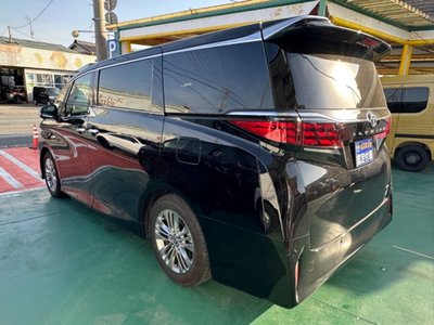 TOYOTA ALPHARD - 4