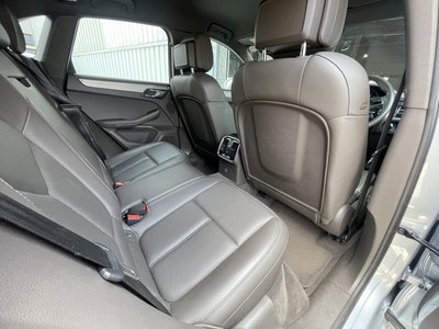 صورة مصغرة 24 لـ 2019 Porsche MACAN