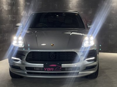 2019 Porsche MACAN photo 3