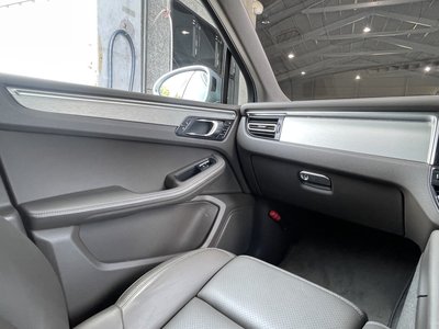 صورة مصغرة 18 لـ 2019 Porsche MACAN