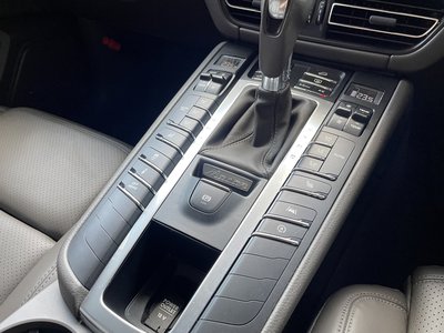 صورة مصغرة 42 لـ 2019 Porsche MACAN