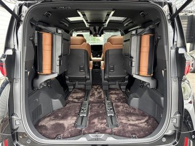 صورة مصغرة 28 لـ 2024 Toyota VELLFIRE