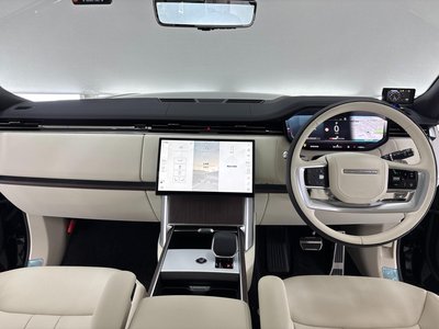 صورة 7 لـ 2025 LAND Rover RANGE ROVER