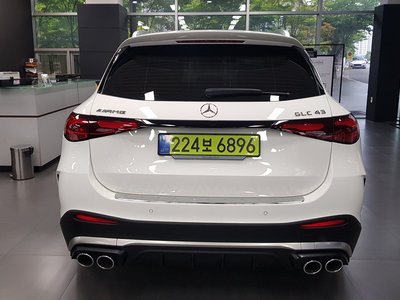 MERCEDES-BENZ GLC - 3