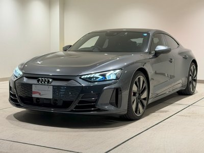 AUDI E-TRON GT - 1