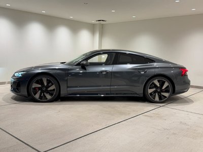 AUDI E-TRON GT - 3