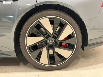 AUDI E-TRON GT - 9