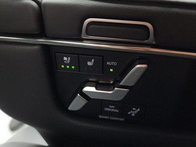2025 TOYOTA ALPHARD 缩略图 24