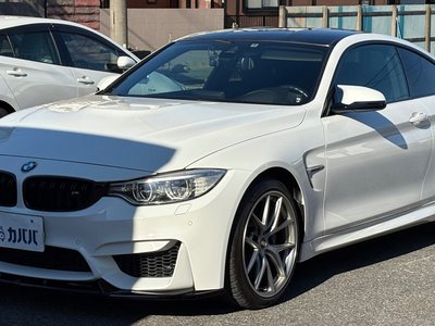 BMW M4 COUPE