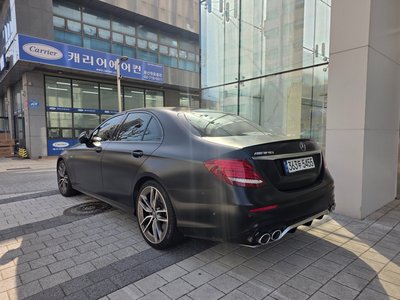 MERCEDES-BENZ E-CLASS - 6