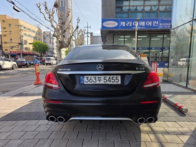 MERCEDES-BENZ E-CLASS - 7