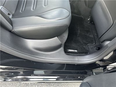 MERCEDES-BENZ EQE - 9