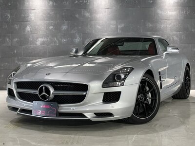 MERCEDES-BENZ SLS AMG