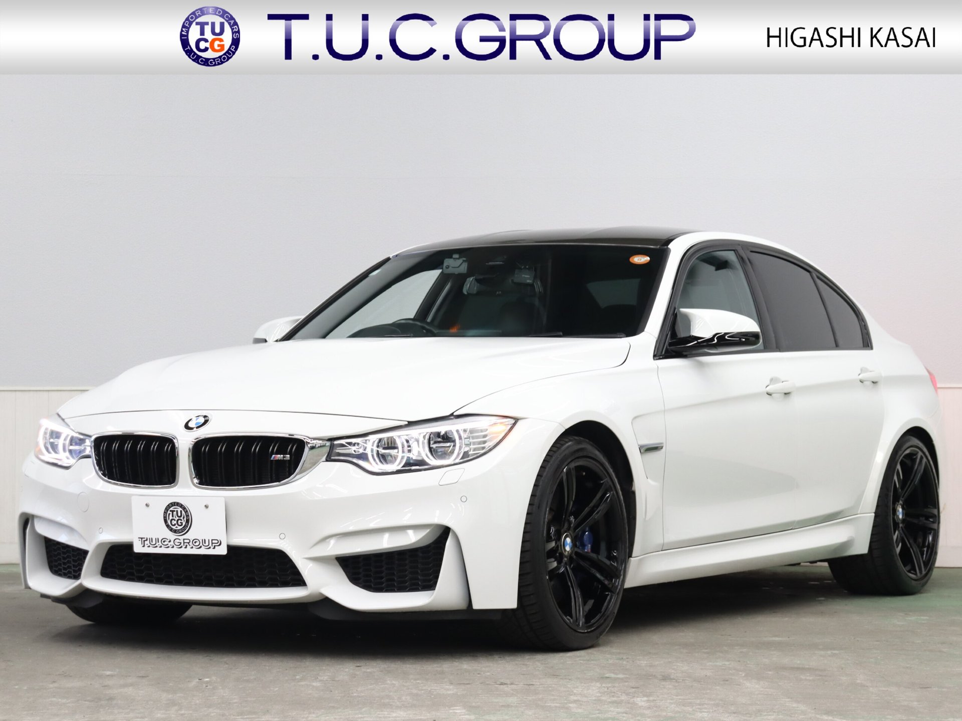 BMW M3 SEDAN - View 1