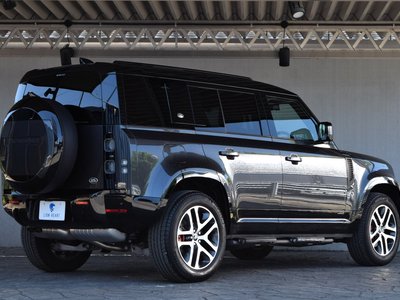 LAND ROVER DEFENDER - 10
