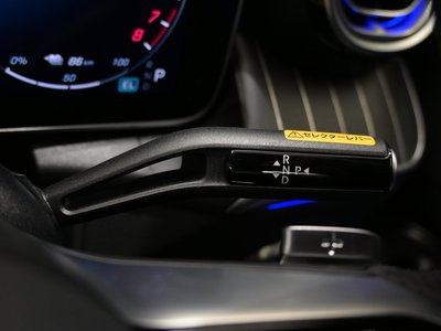 2025 Mercedes-BENZ GLC thumbnail 22