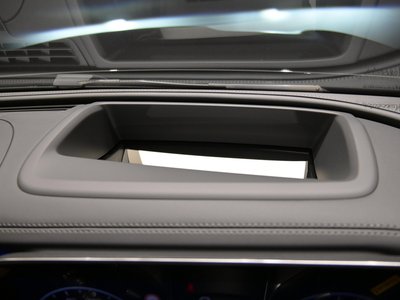 2025 Mercedes-BENZ GLC thumbnail 60