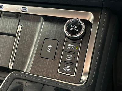 صورة مصغرة 18 لـ 2025 Lexus GX