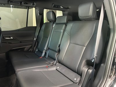 صورة 9 لـ 2025 Lexus GX