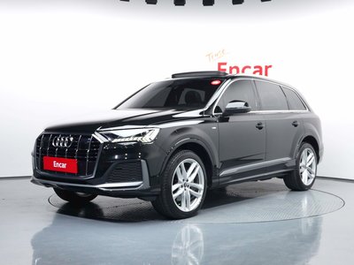 AUDI Q7 - 1