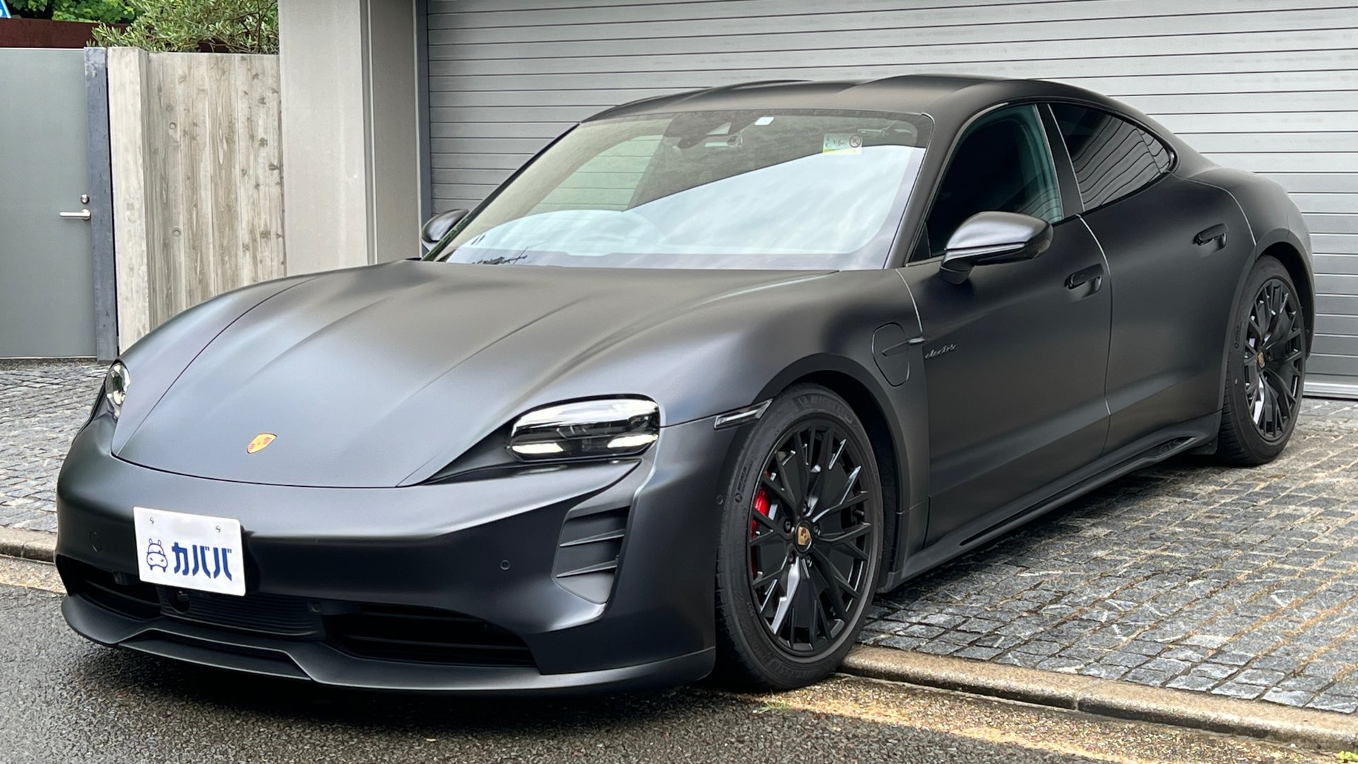 PORSCHE TAYCAN - View 1