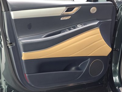 2021 Genesis GV80 — миниатюра 14