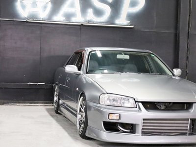 NISSAN SKYLINE - 10