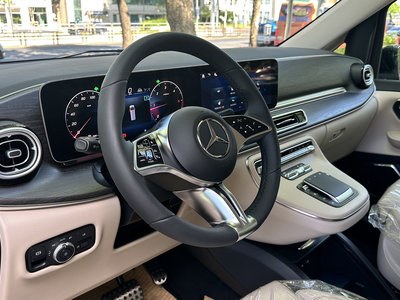 MERCEDES-BENZ V-CLASS - 4