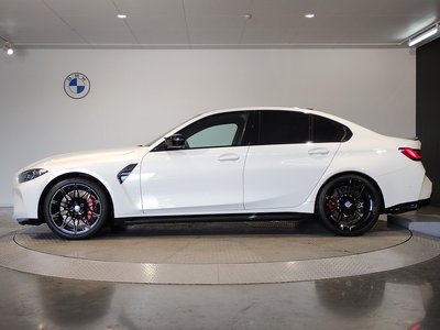 BMW M3 SEDAN - 6