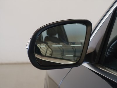 MERCEDES-BENZ EQA - 6