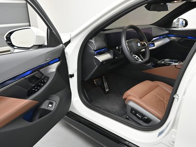 2026 BMW 5 SERIES 缩略图 11