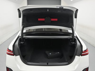 2026 BMW 5 SERIES 照片 9