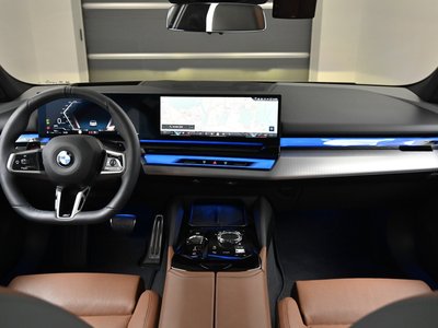 2026 BMW 5 SERIES 照片 7