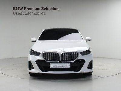 2026 BMW 5 SERIES 照片 5