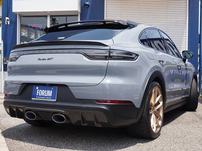 PORSCHE CAYENNE - 8