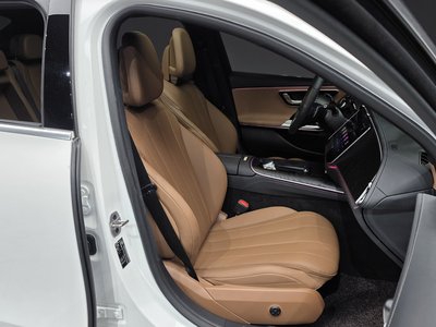 2026 Mercedes-BENZ E-CLASS — миниатюра 16