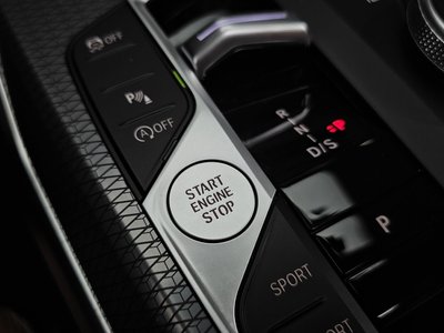 2025 BMW 3 SERIES 缩略图 28