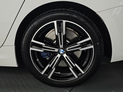 صورة 8 لـ 2025 BMW 3 SERIES