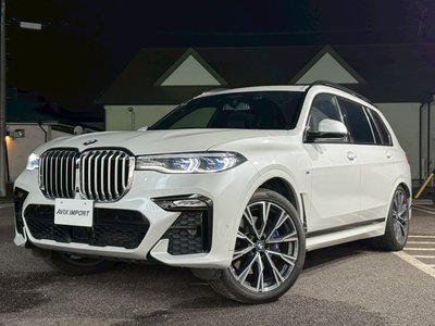BMW X7 - 7