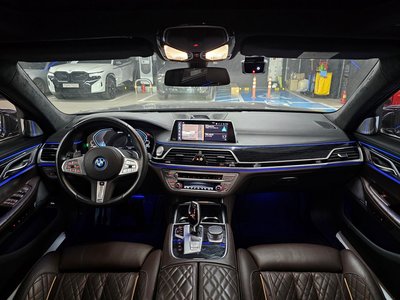 BMW 7 SERIES - 4