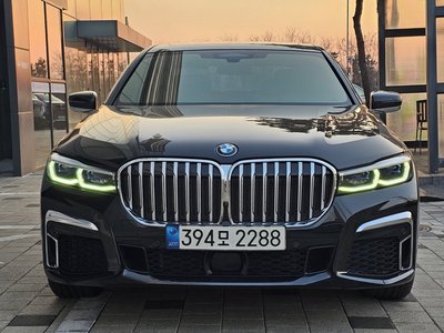 BMW 7 SERIES - 2
