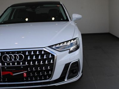 AUDI A8 - 2