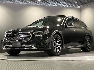 MERCEDES-BENZ E-CLASS - 1