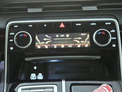 GENESIS GV80 - 9