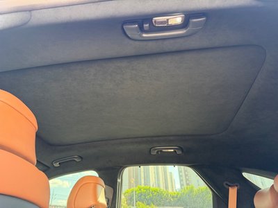 2023 Genesis GV70 — миниатюра 13
