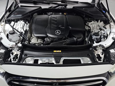 MERCEDES-BENZ E-CLASS - 7