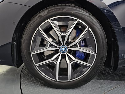 BMW I5 - 6