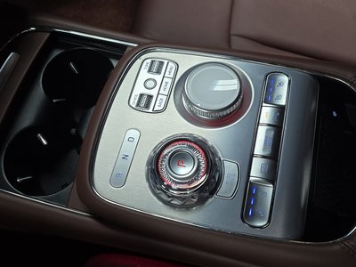 2024 Genesis G90 (RS4) thumbnail 12