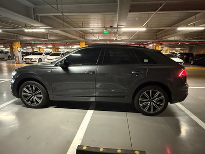 AUDI Q8 - 5
