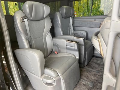 TOYOTA ALPHARD - 9